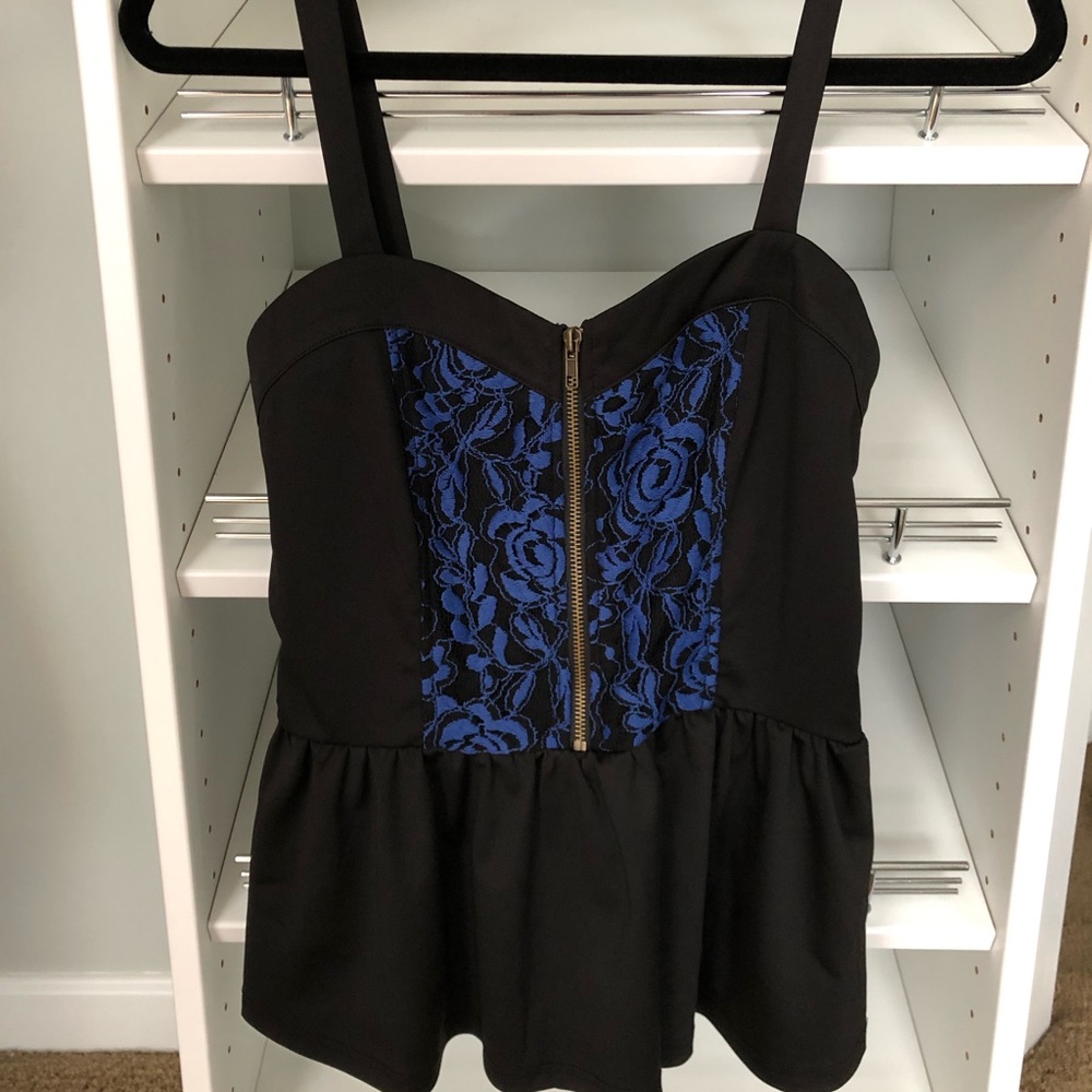 Sleeveless top